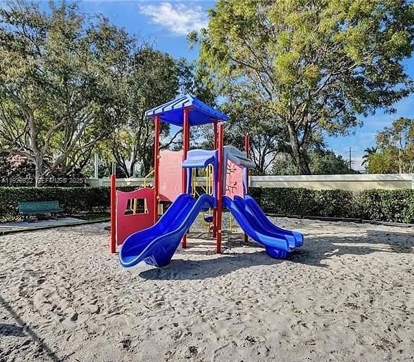 Exterior, Playground