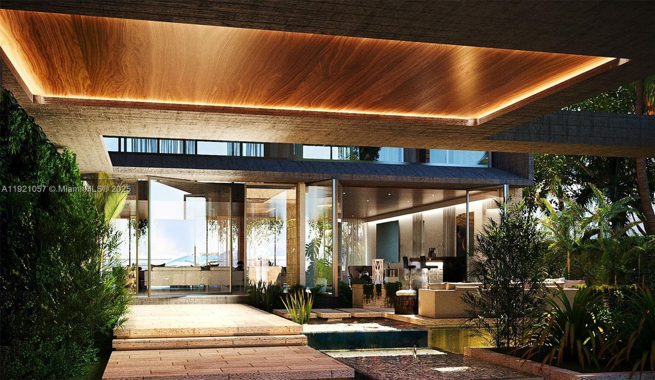 Exterior, Facade, Modern