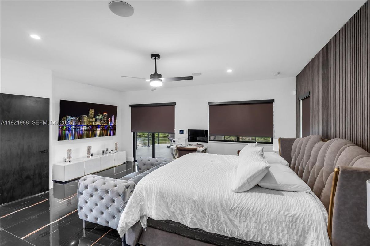 Bedroom, Interior, Recessed Lighting