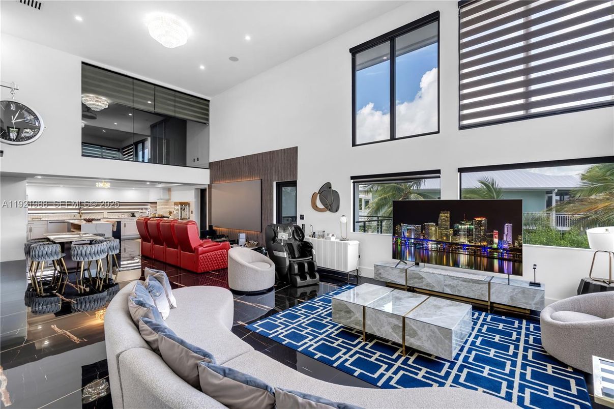 Dining room, Interior, Living room, Recessed Lighting