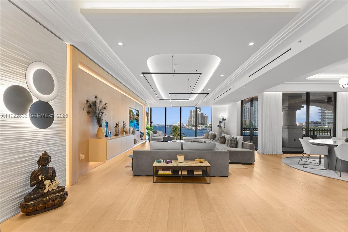 Dining room, Interior, Living room, Recessed Lighting, Water, Wood Texture Flooring