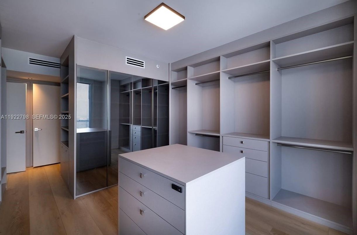 Interior, Recessed Lighting, Walk-in Closets, Wood Texture Flooring
