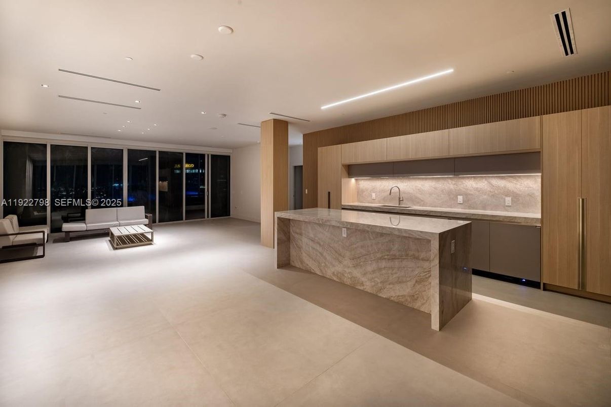 Interior, Kitchen, Recessed Lighting