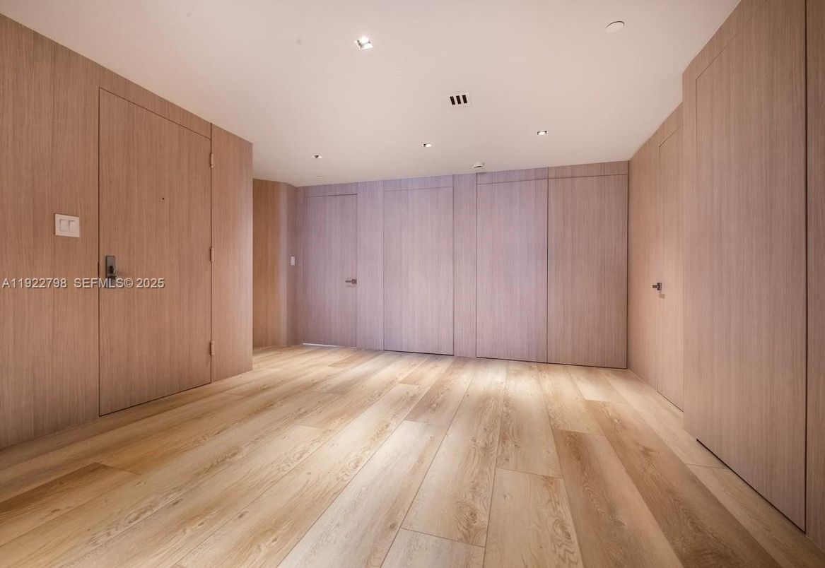 Empty room, Interior, Recessed Lighting, Wood Texture Flooring, Wooden Walls