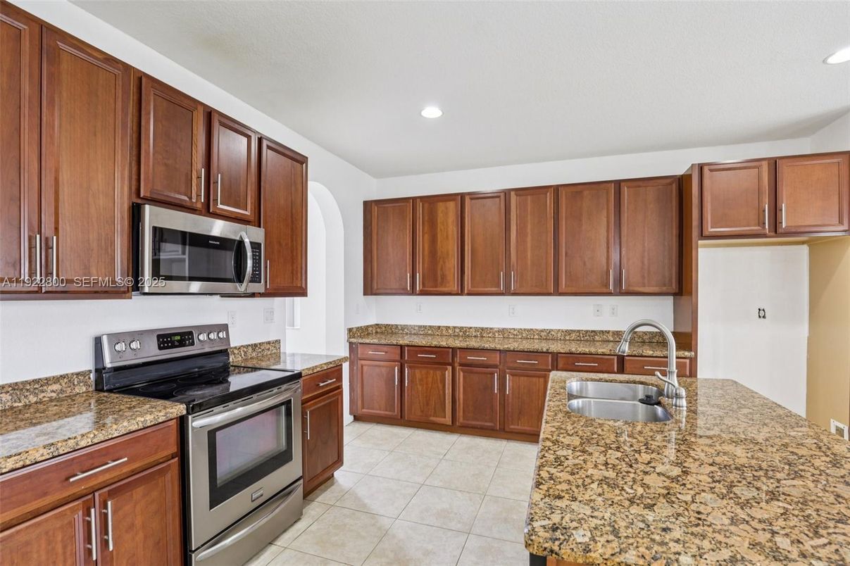 Interior, Kitchen, Recessed Lighting