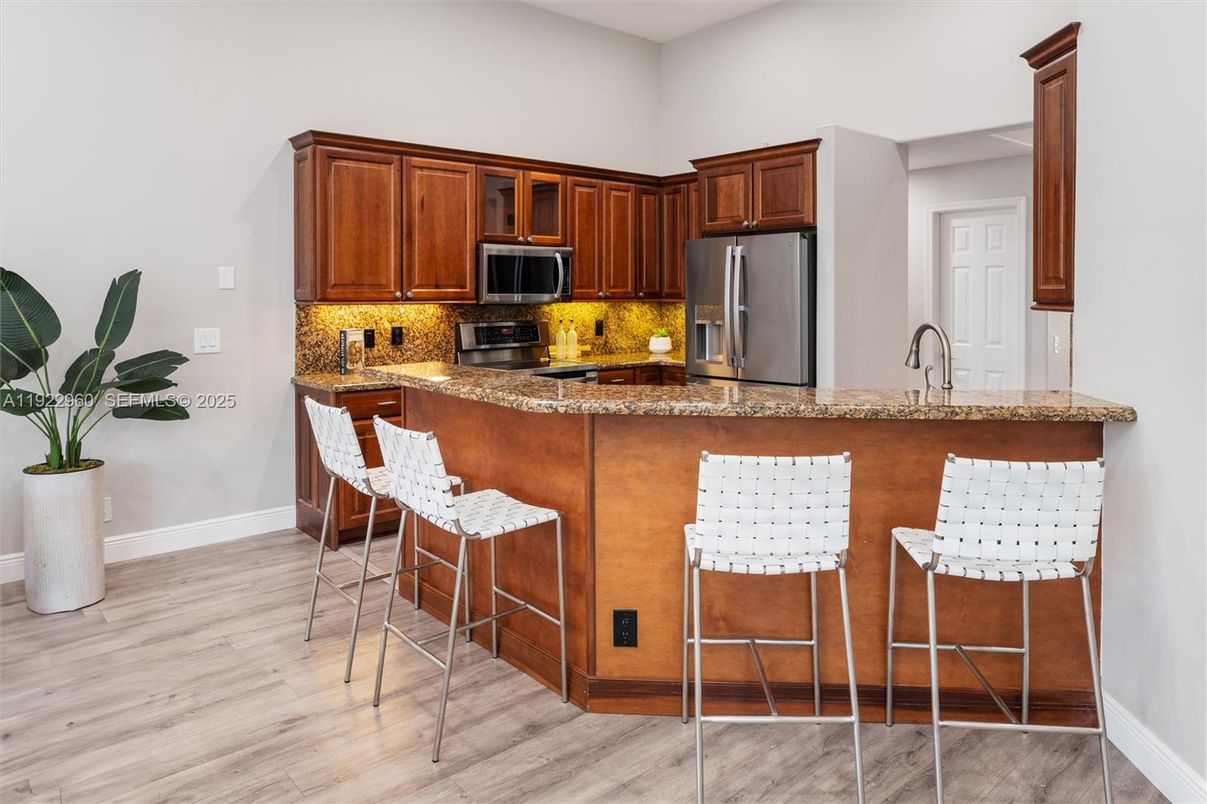 Interior, Kitchen, Stainless Steel Appliances, Wood Texture Flooring
