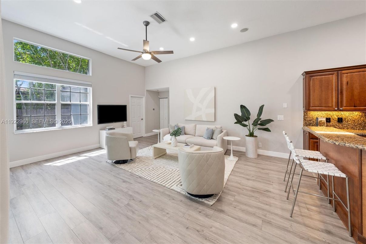 Interior, Living room, Recessed Lighting, Wood Texture Flooring