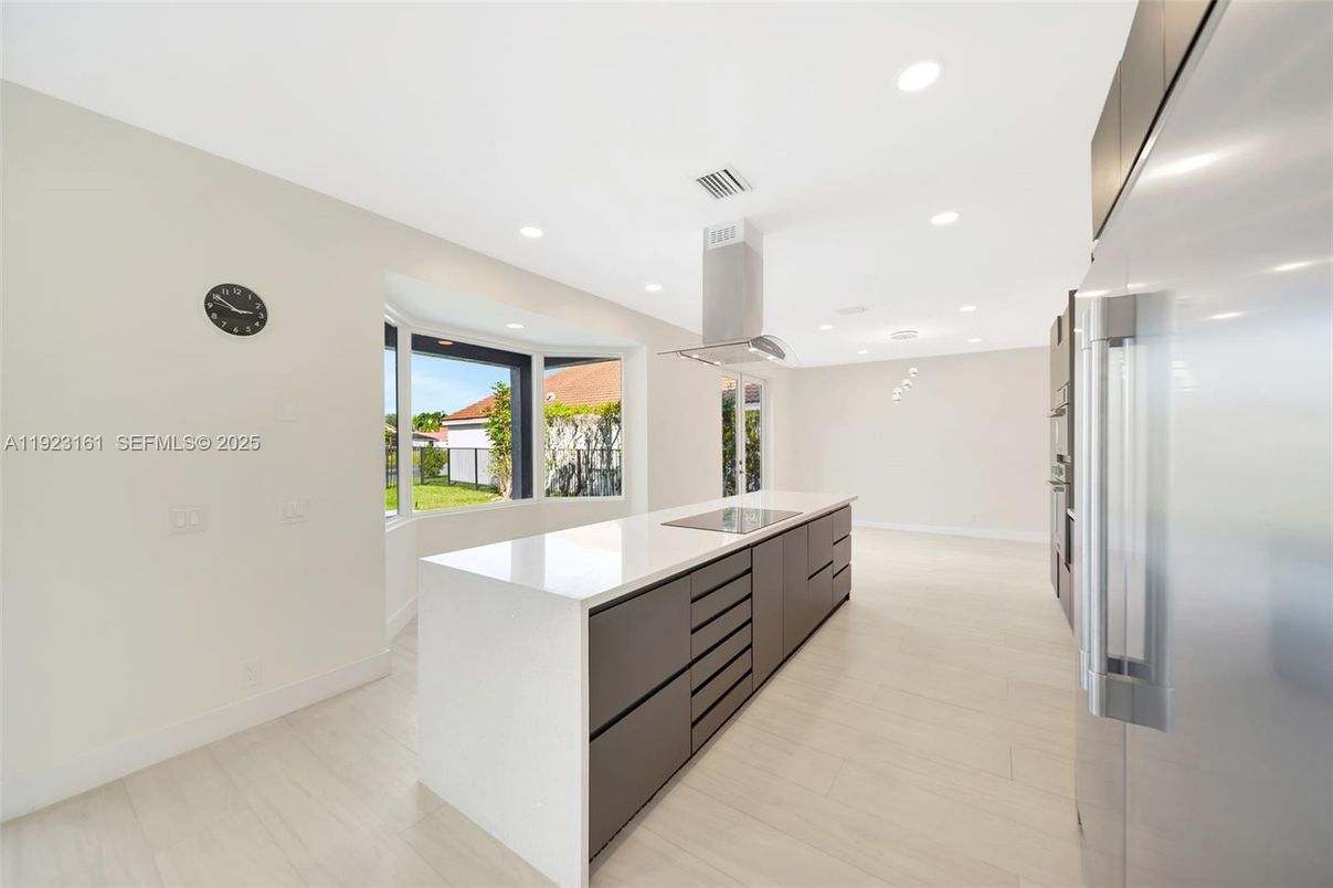 Interior, Kitchen, Recessed Lighting