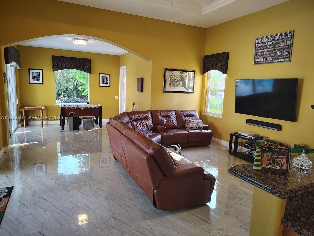 Game Room, Interior, Living room