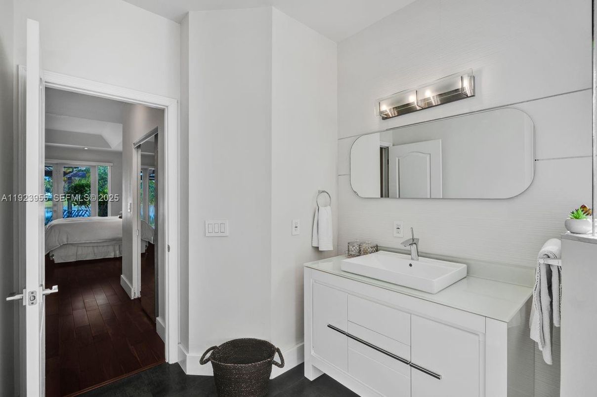 Bathroom, Bedroom, Dual Sink Vanities, Interior, Wood Texture Flooring
