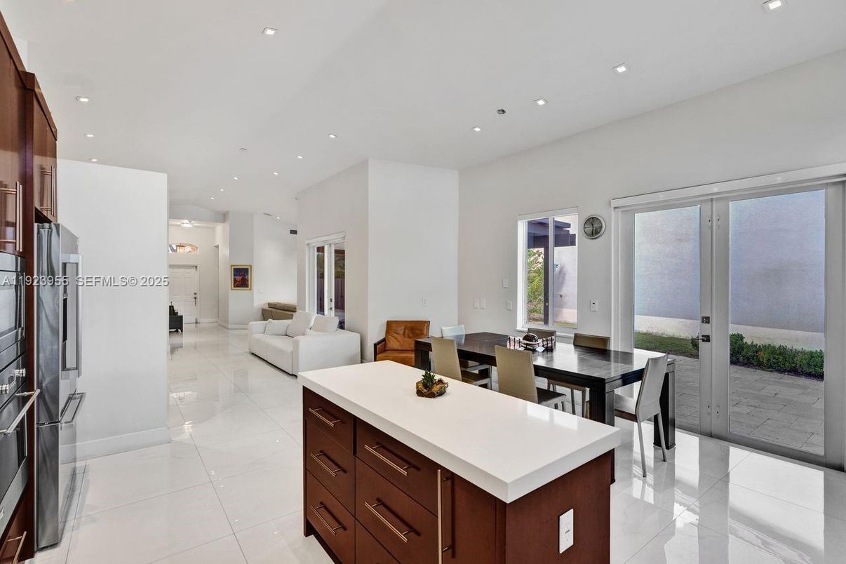 Dining room, Interior, Kitchen, Living room, Recessed Lighting
