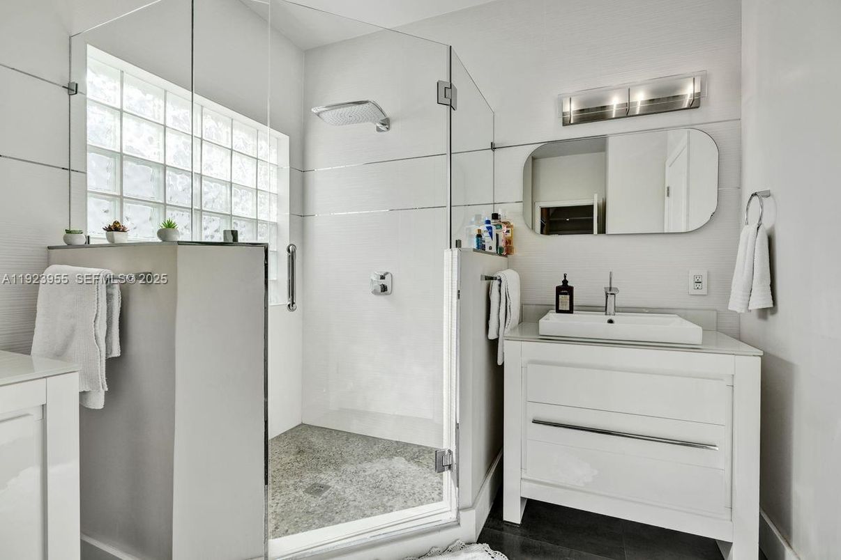 Bathroom, Glass Shower, Interior