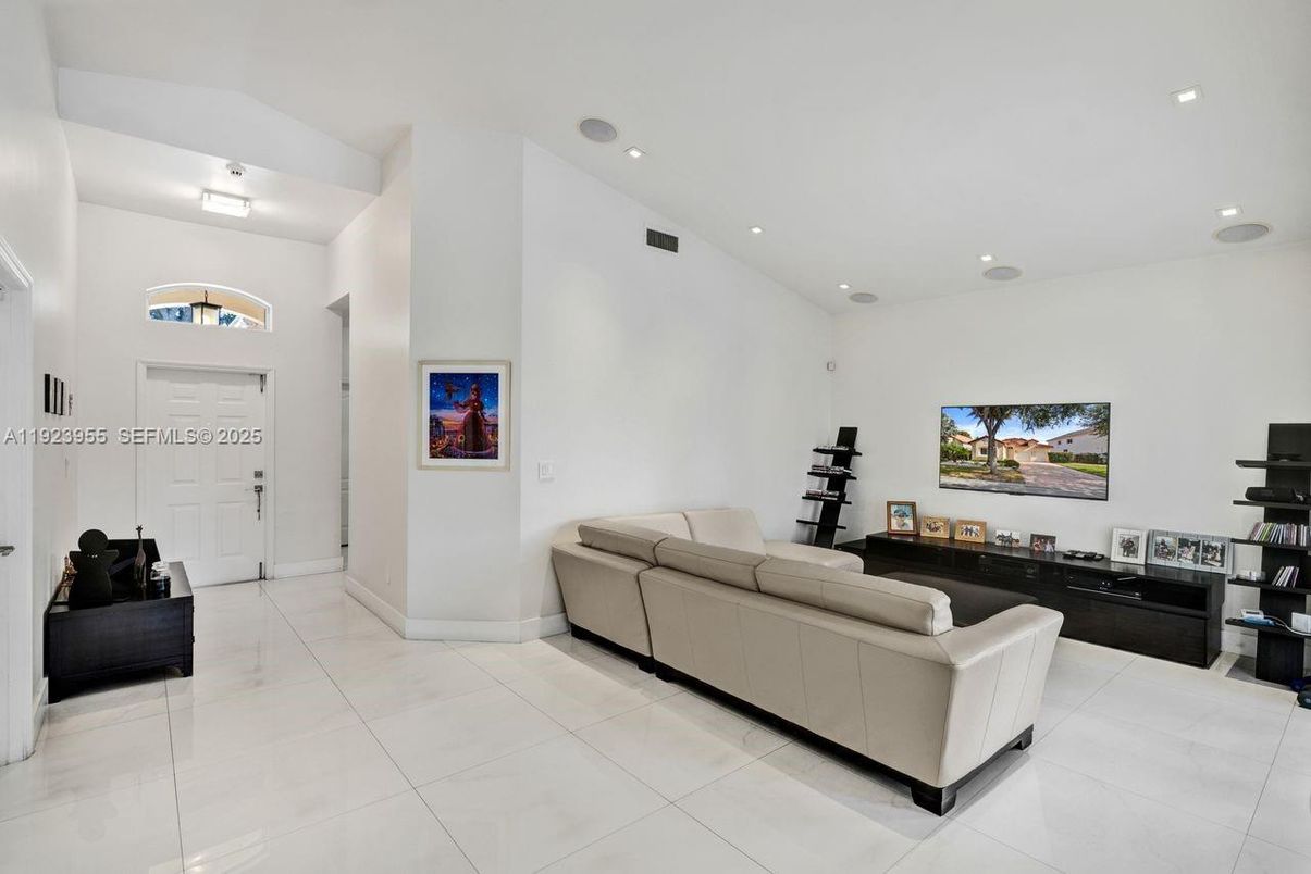 Interior, Living room, Recessed Lighting