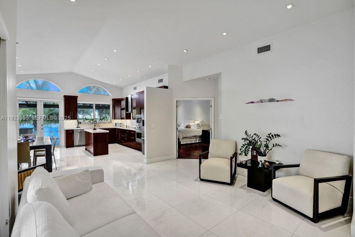 Interior, Living room, Recessed Lighting, Water