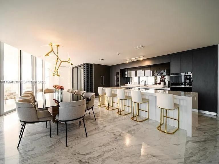 Dining room, Interior, Kitchen, Marble, Recessed Lighting