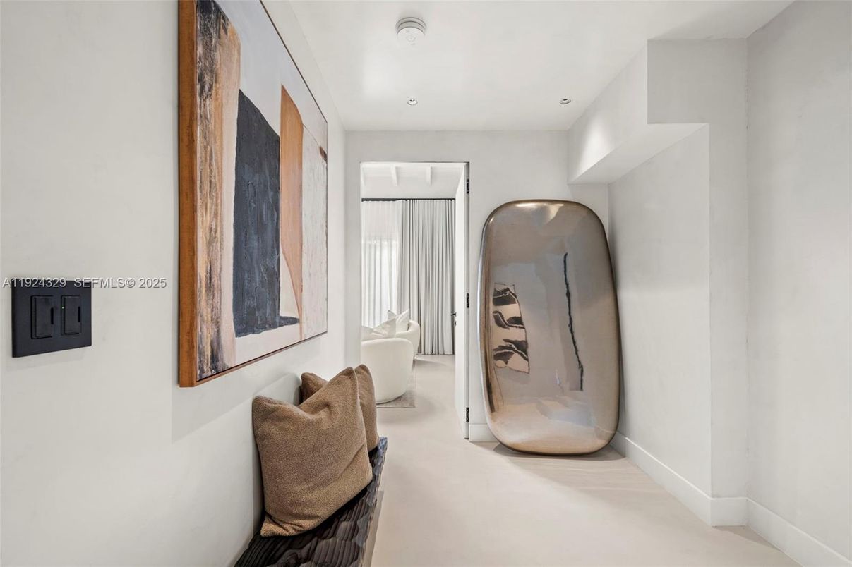 Interior, Recessed Lighting