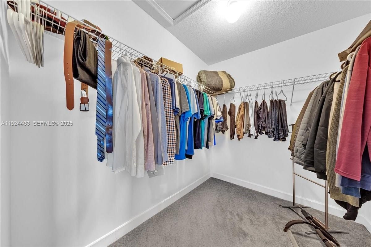 Interior, Walk-in Closets