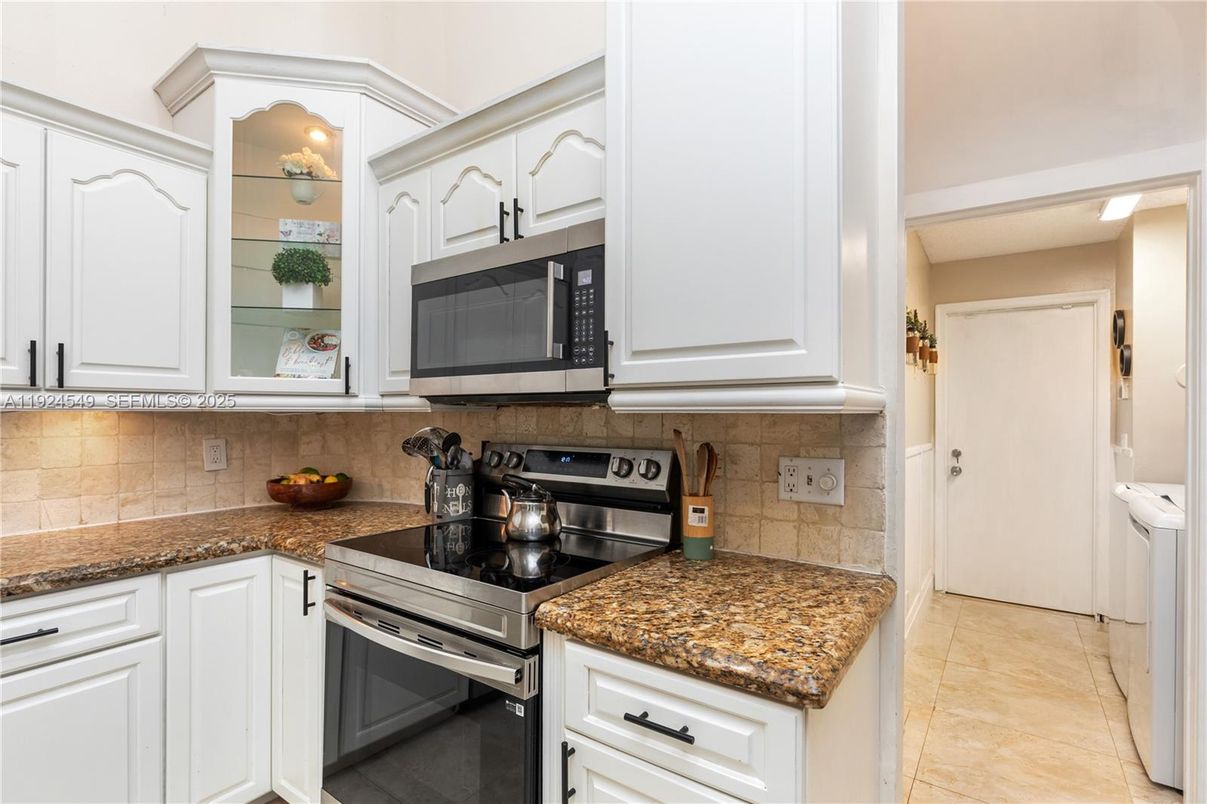 Interior, Kitchen, Stainless Steel Appliances