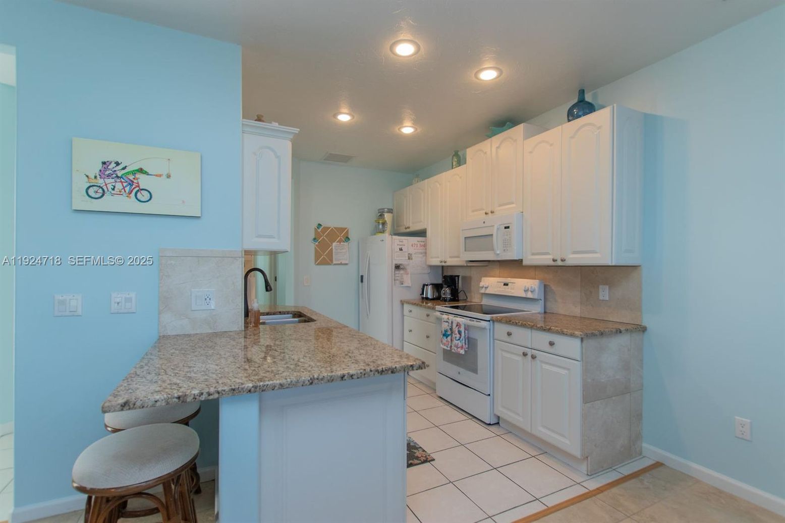 Interior, Kitchen, Recessed Lighting
