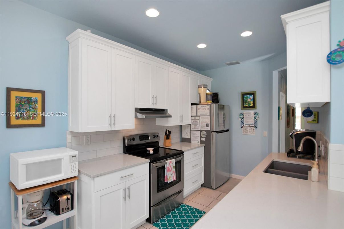 Interior, Kitchen, Recessed Lighting