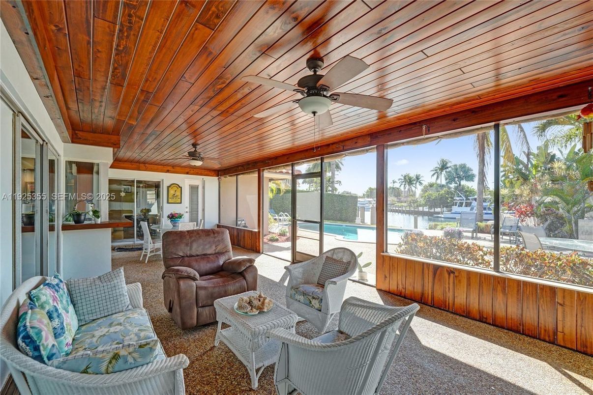 Interior, Living room, Sun Room, Water, Wooden Ceilings