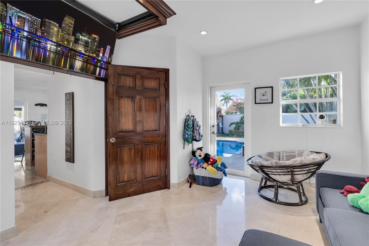 Interior, Recessed Lighting