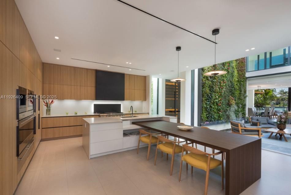 Dining room, Interior, Kitchen, Living room, Pendant Lights, Recessed Lighting