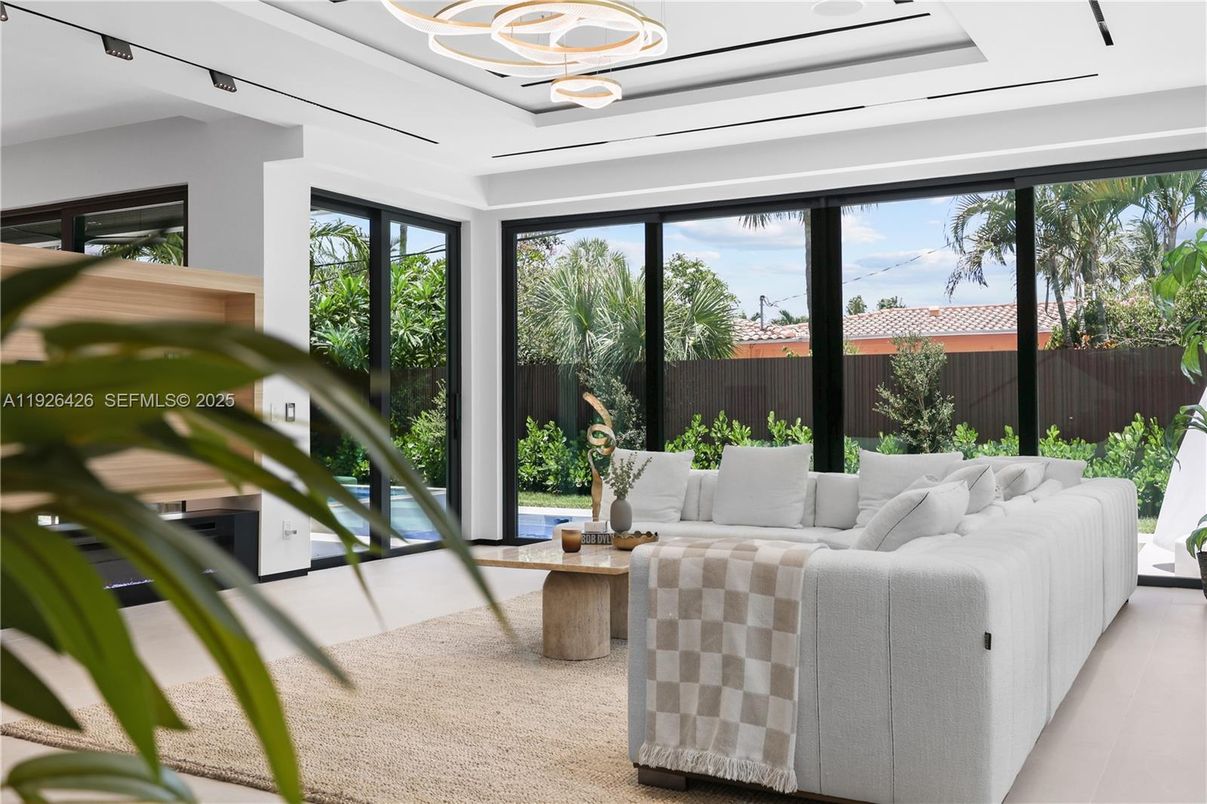 Interior, Living room, Pendant Lights