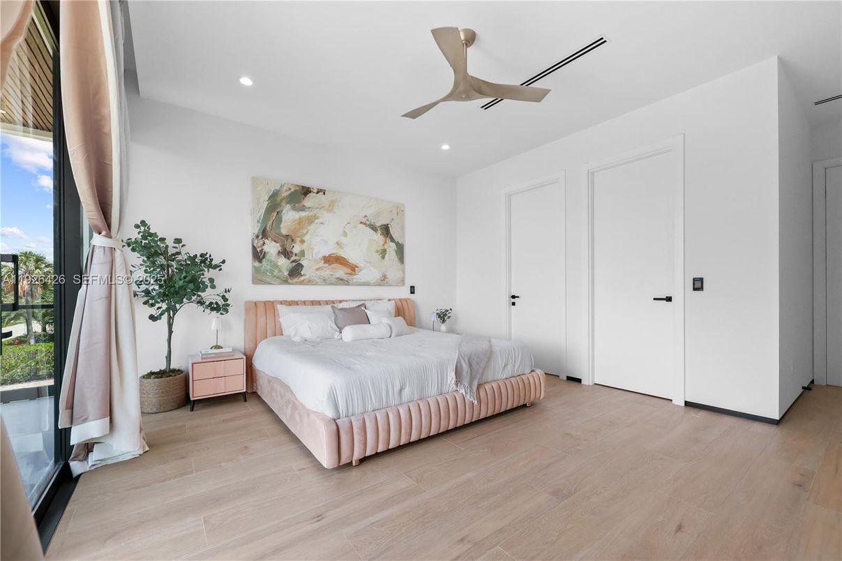 Bedroom, Interior, Recessed Lighting, Wood Texture Flooring