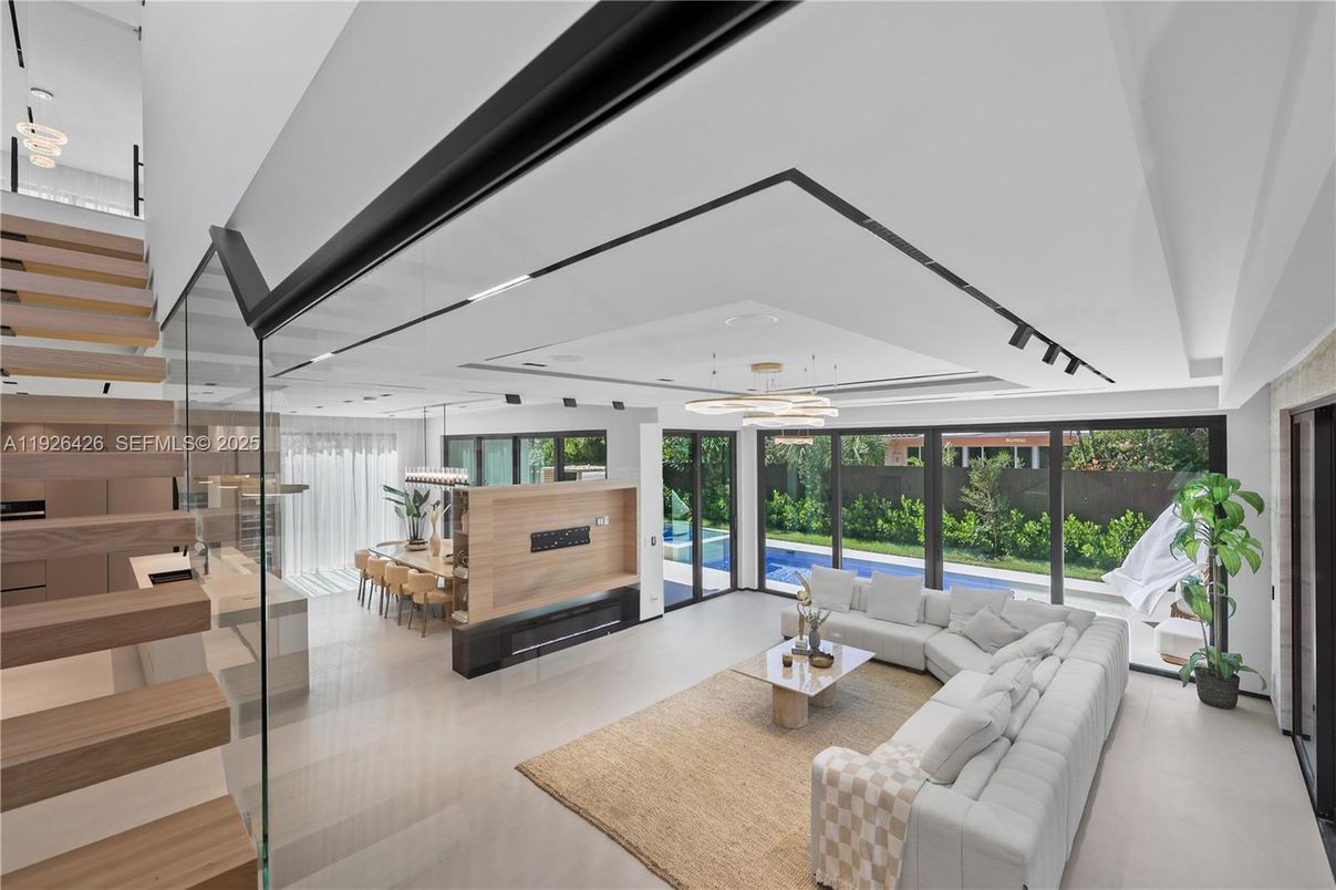 Interior, Living room, Pendant Lights