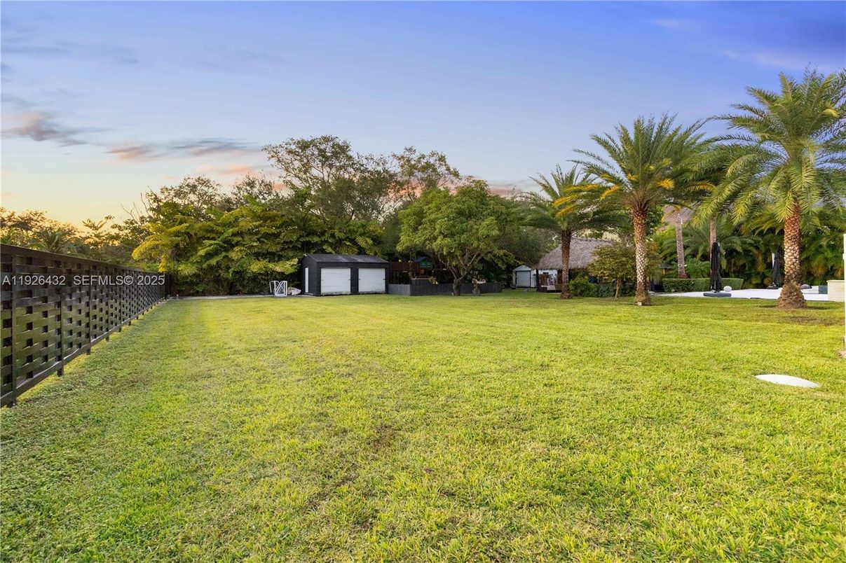 Backyard, Detached Garage, Exterior