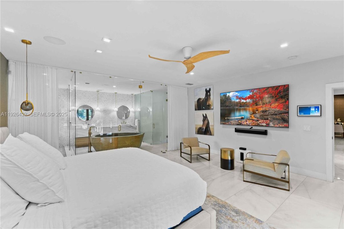 Bedroom, Interior, Recessed Lighting