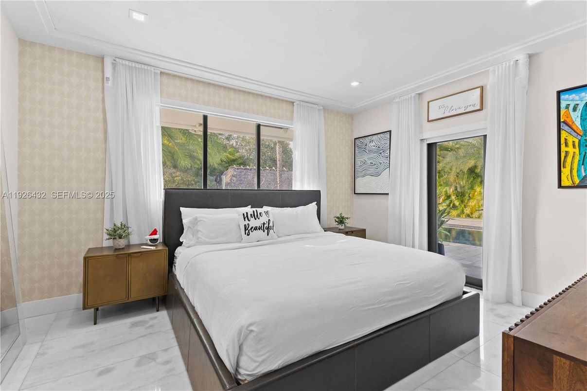 Bedroom, Interior, Marble, Recessed Lighting