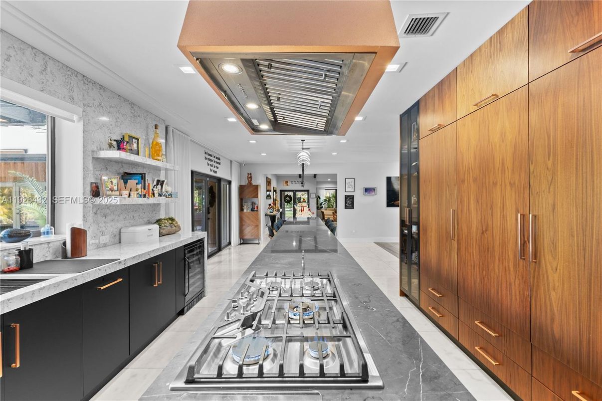 Interior, Kitchen, Pendant Lights, Recessed Lighting