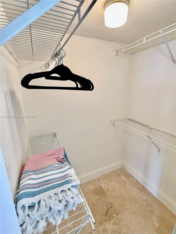 Interior, Walk-in Closets