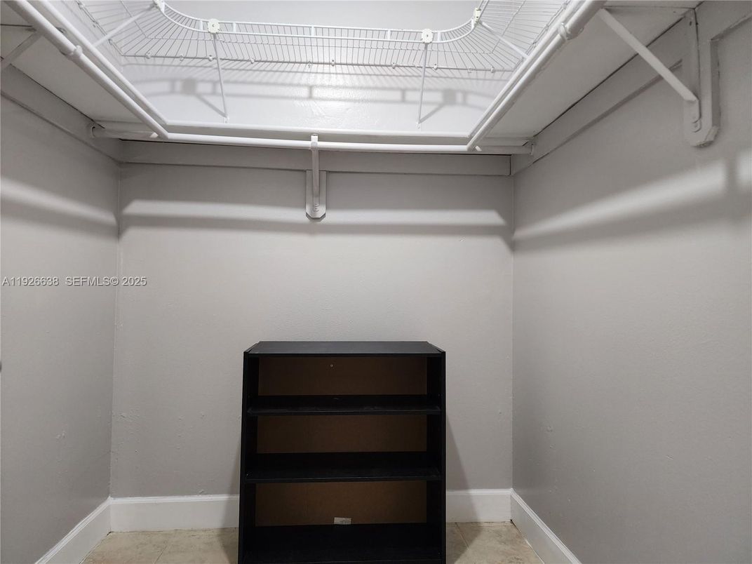 Interior, Walk-in Closets