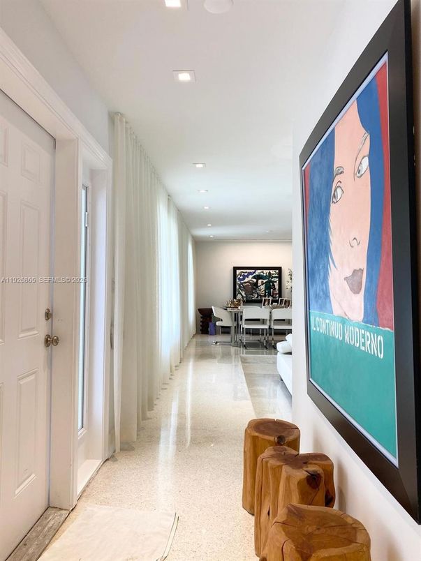 Interior, Recessed Lighting