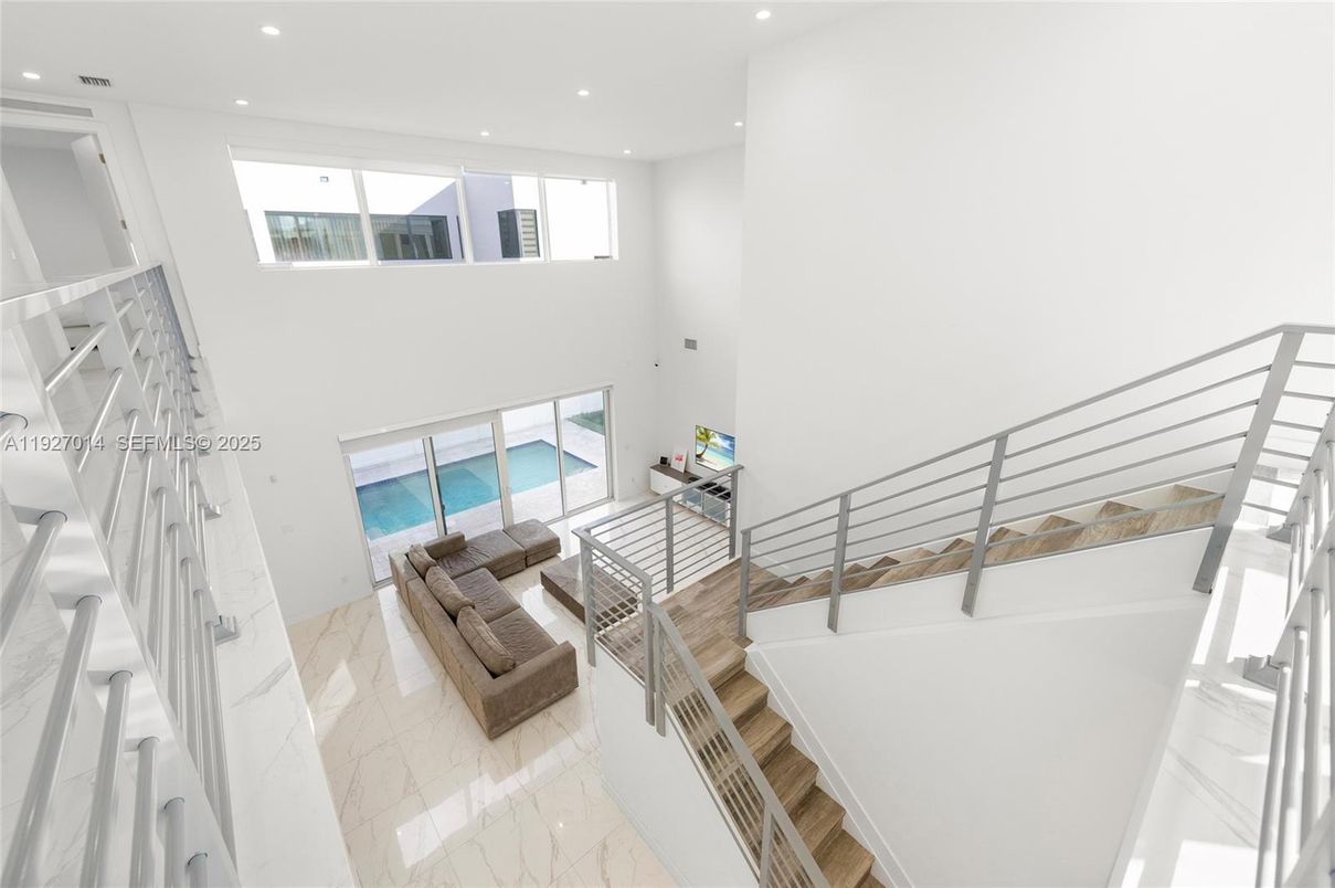 Interior, Marble, Recessed Lighting, Water