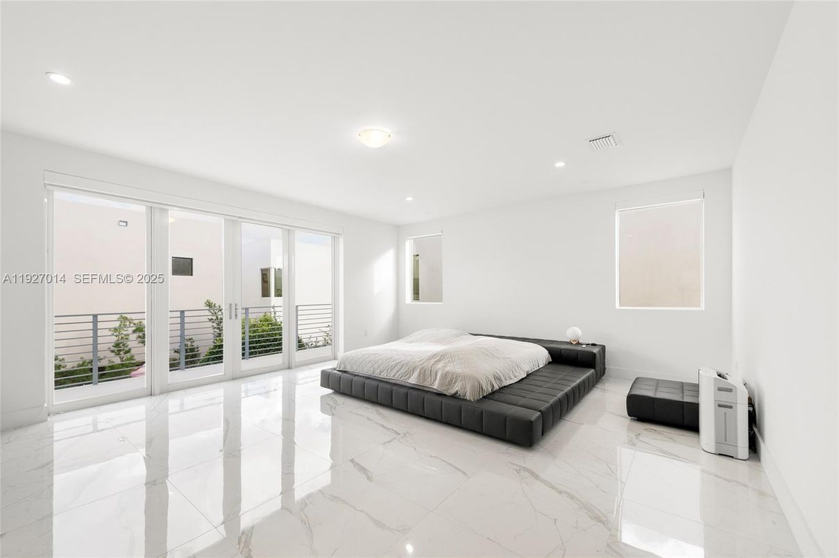 Bedroom, Interior, Marble, Recessed Lighting