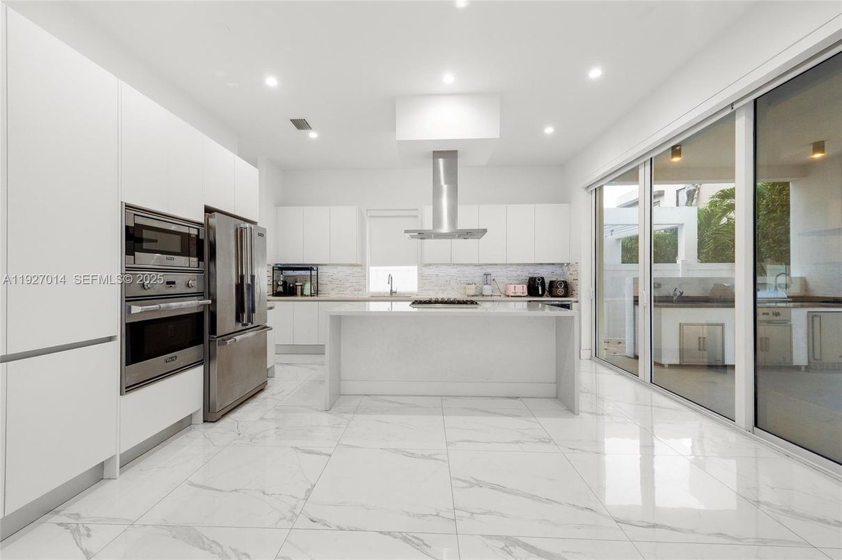 Interior, Kitchen, Marble, Recessed Lighting, Stainless Steel Appliances
