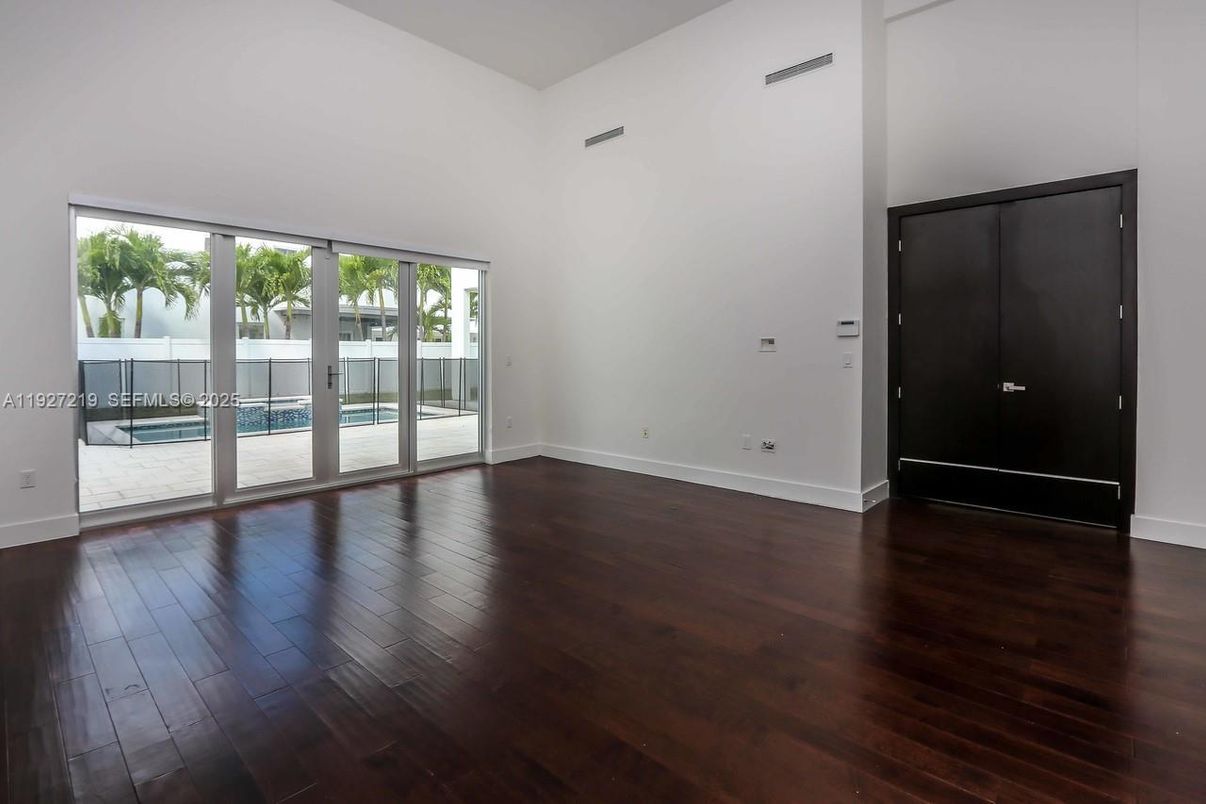 Empty room, Interior, Wood Texture Flooring