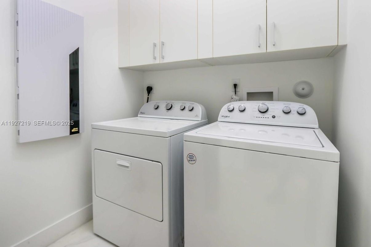 Interior, Utility Closets, Washer