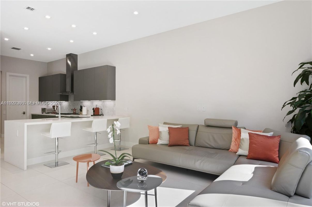 Interior, Kitchen, Living room, Recessed Lighting