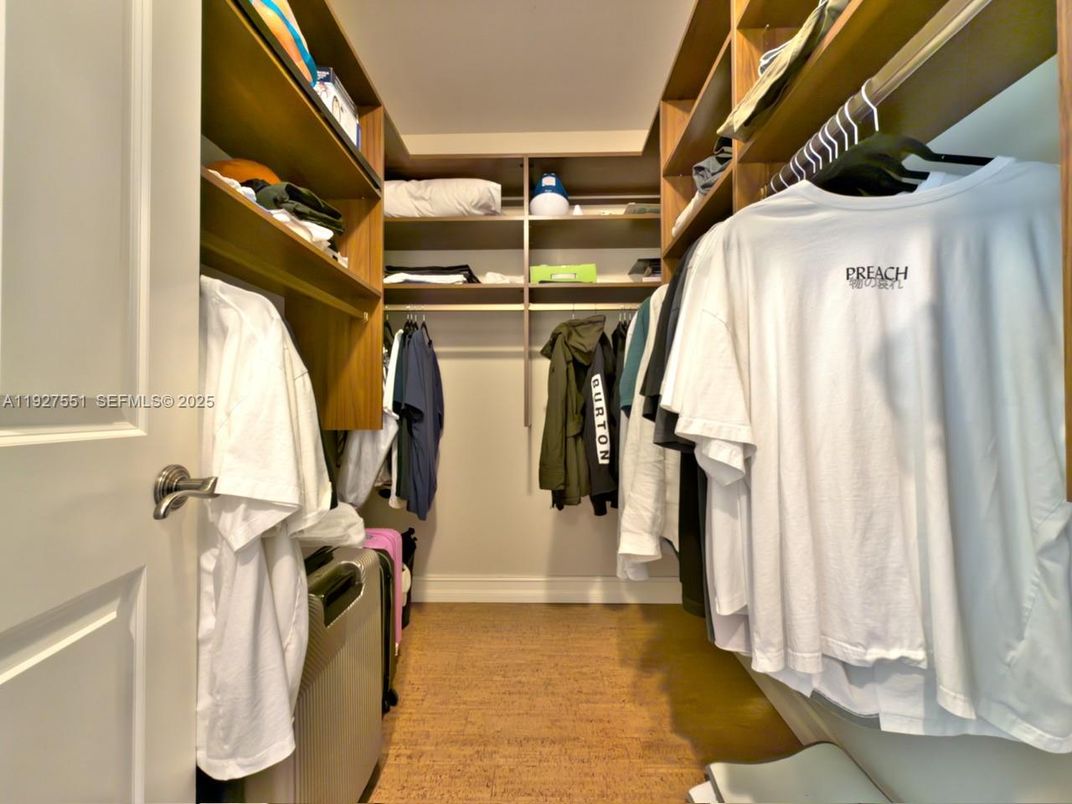 Interior, Walk-in Closets, Wood Texture Flooring