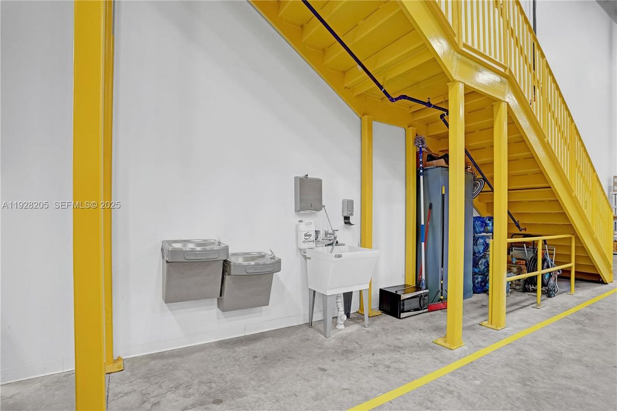 DE Listing image placeholder