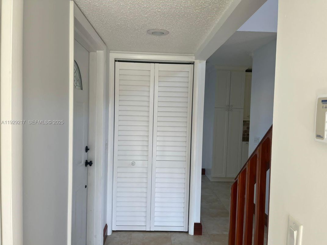 Interior, Recessed Lighting