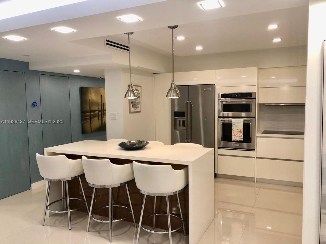 Interior, Kitchen, Pendant Lights, Recessed Lighting, Stainless Steel Appliances