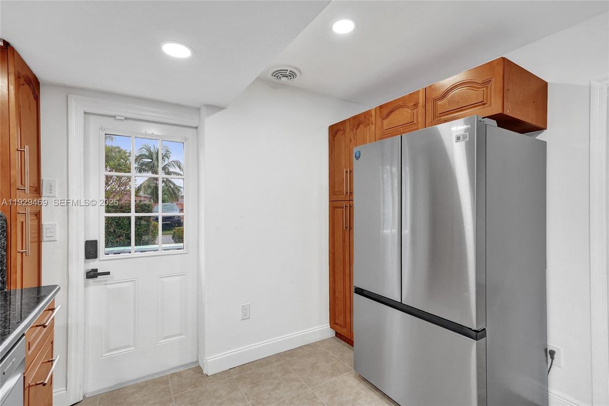 Interior, Kitchen, Recessed Lighting