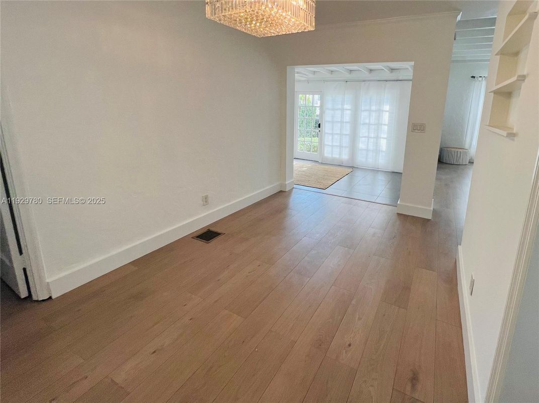 Chandelier, Empty room, Interior, Wood Texture Flooring