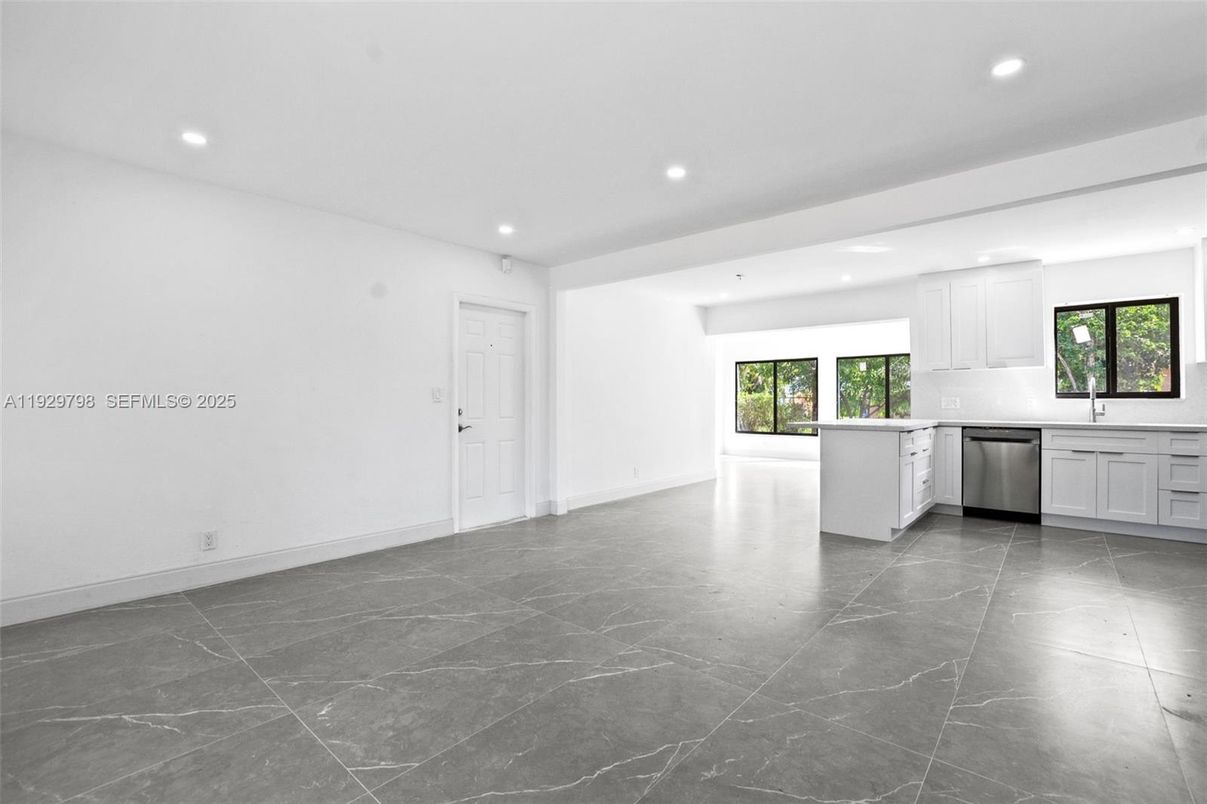 Empty room, Interior, Kitchen, Recessed Lighting, Stainless Steel Appliances